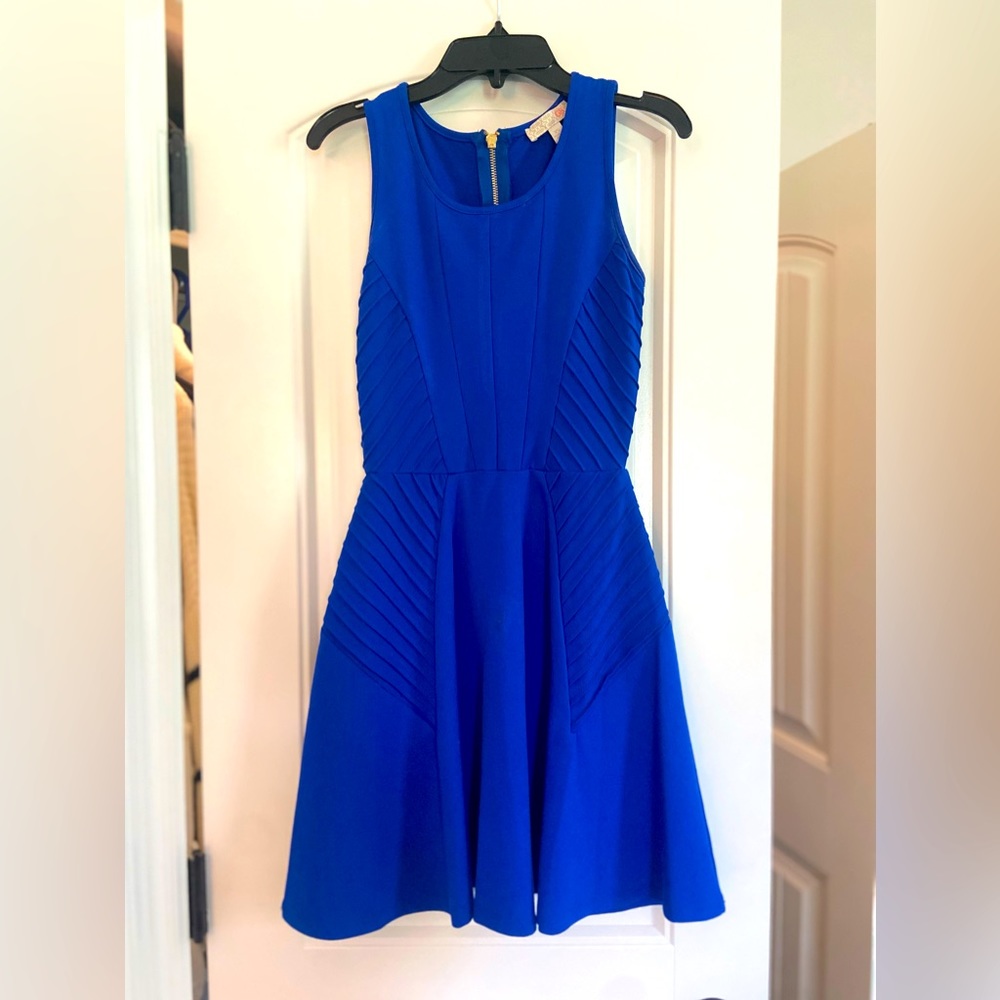 Blue dress